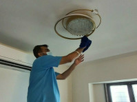 Sureclean (1) - Cleaners & Cleaning services
