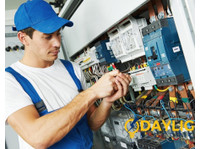 Daylight Electrician Singapore (3) - Electricians