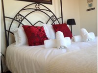 Holiday House Rental Blouberg Cape Town (5) - Accommodation services