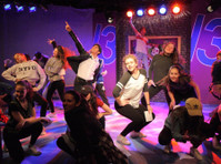 Simply Theatre Academy (7) - Музика, театър, танцово изкъство