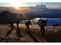 Kilimanjaro Climb Adventure Safaris Ltd (2) - Biura podróży