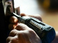 Fixitxpress Plumbing & Handyman Services (5) - Ελαιοχρωματιστές & Διακοσμητές