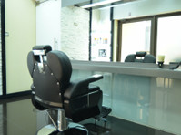 Le Michel Salons Bur Dubai (3) - Hairdressers