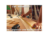 Flower Carpenter and Aluminium Fixing (1) - Carpinteros & Carpintería