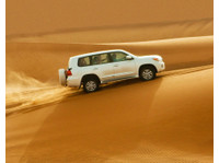 Best Desert Safari in Dubai (1) - Biura podróży
