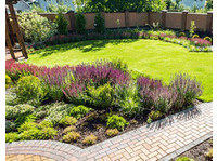 Landscaping Services Uae, LandscaperLandscaping Services - Tuinierders & Hoveniers
