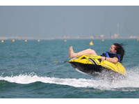 Ride in Dubai (4) - Sport acquatici e immersioni