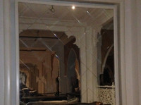 Muhammad Afzal, Aluminium and Glass Mirror Work (7) - Ikkunat, ovet ja viherhuoneet