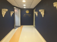 Versailles Dental Clinic Dubai (5) - Dentisti
