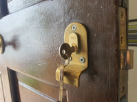 KLS Locks (3) - Veiligheidsdiensten
