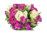 Flowers Knightsbridge (2) - Dāvanas un ziedi