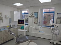 York Dental Practice (3) - Hammaslääkärit