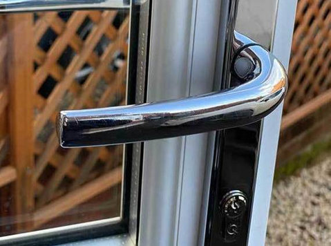 Locks and Glass - Security services