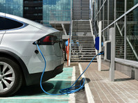 Electric Car Charging Solutions (1) - Elektriker