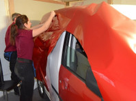 Ladz Wrap N Tint (4) - Réparation de voitures