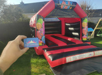 Party Zone Hire Bouncy Castles & Gazebos (5) - Crianças e Famílias