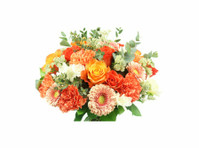 Hampstead Garden Suburb Florist (3) - Gifts & Flowers