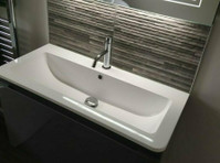 TradesPro Bathroom Renovations (3) - Водоводџии и топлификација