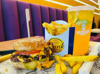 Dunk Burgerz (1) - Ресторанти