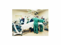 Mr Andrew Pieri MBBS MRes FRCS (2) - Cosmetic surgery