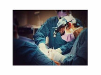 Mr Andrew Pieri MBBS MRes FRCS (3) - Cosmetic surgery