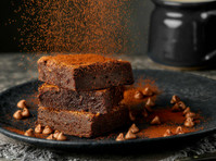 Indulge Brownies (2) - Comida & Bebida