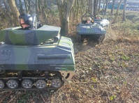 Mini Tanks UK (2) - Деца и семејства