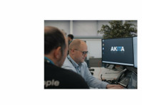 Akita Systems (2) - Počítačové prodejny a opravy