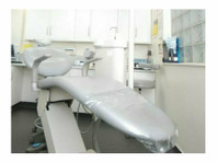 Full Mouth Implant (2) - Zubní lékař