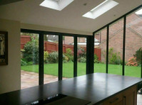 Castle Window Installations Ltd (1) - Ikkunat, ovet ja viherhuoneet