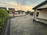 Creative Landscapes - Landscaping Services Southport (2) - باغبانی اور لینڈ سکیپنگ