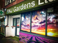 B N J Gardens Ltd (3) - Serviços de Casa e Jardim