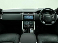 Range Rover Chauffeur (1) - Taxi Companies