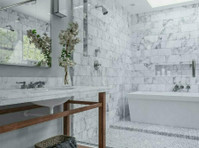 Bathrooms by The Plumbing Doctor (4) - Constructii & Renovari