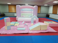 Party Time Inflatables - Bouncy Castle Hire Darlington (5) - Деца и семејства