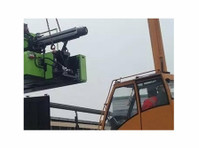 Projector lifting service ltd (1) - Serviços de Construção