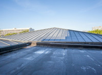 Roof Solve Uk Ltd (1) - Работници и покривни изпълнители