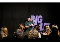 Big Belly Bar & Comedy Club London (3) - Bary