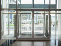 Auto Door Specialists (1) - Windows, Doors & Conservatories