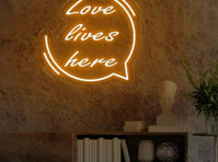 Oasis Neon Signs UK (7) - Shopping