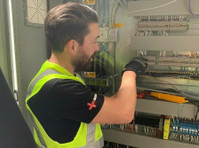 Heath Electrical Services (5) - Electricians