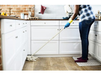 Your Cleaners Bristol (4) - Хигиеничари и слу
