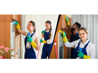 Your Cleaners Bristol (7) - Usługi porządkowe