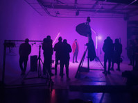 Cineview Studios - Studio Hire London (2) - Photographers