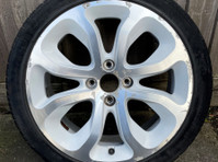 Pristine Alloy Wheel Refurbishment Leicester (6) - Car Repairs & Motor Service