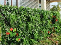 Hedged In Ltd Quality Artificial Hedge Supplier (6) - Tuinierders & Hoveniers