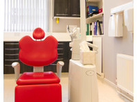 Notting Hill Dental Clinic (2) - Hammaslääkärit