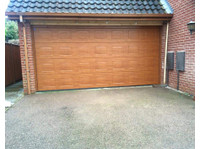 SA Garage Doors (5) - Finestre, Porte e Serre