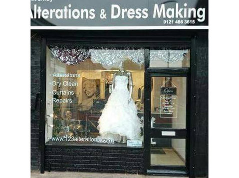 Stirchley Alterations & Dress Making - Odzież