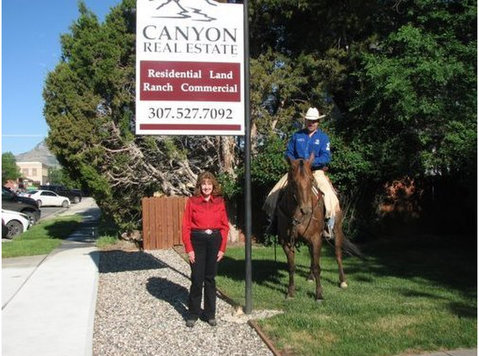 Canyon Real Estate, LLC - Kiinteistönvälittäjät